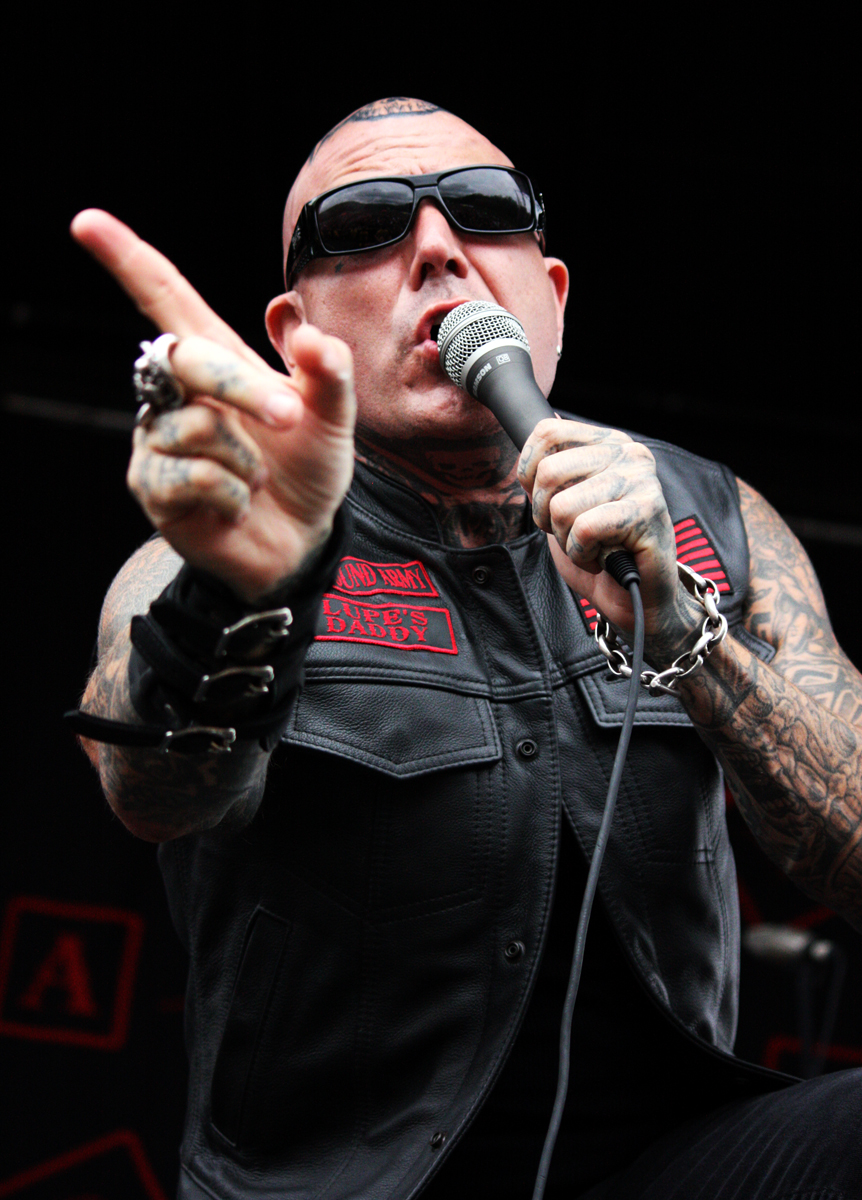 Evan Seinfeld of Attika 7